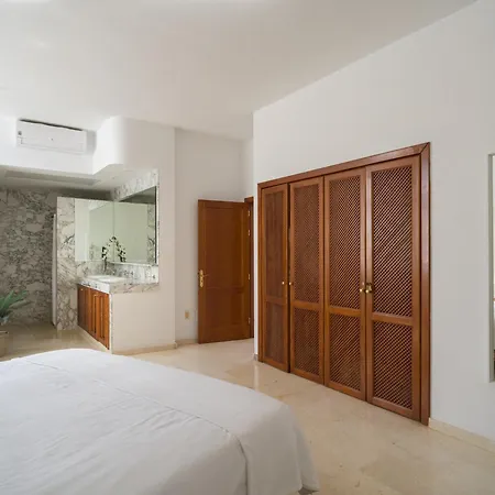 Tauro Villa