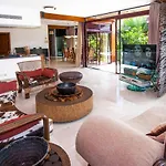 Villa Tauro *