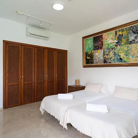 Villa Tauro