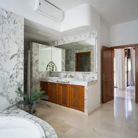 Tauro Villa