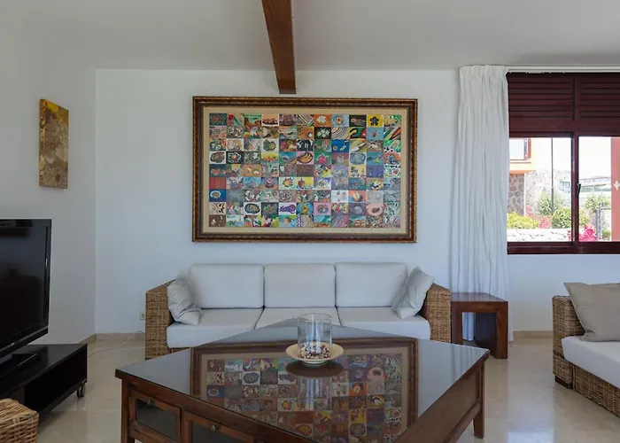 Tauro Villa