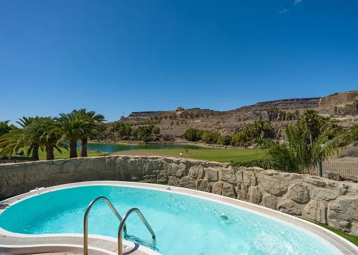 Villa Tauro *