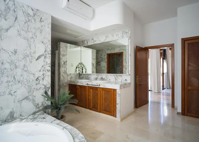 Tauro Villa