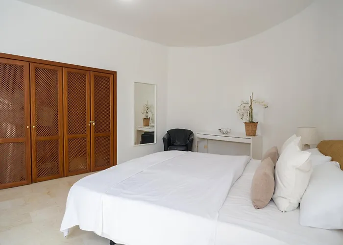 Tauro Villa